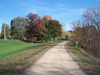 Subdued fall colors on 400 Trail